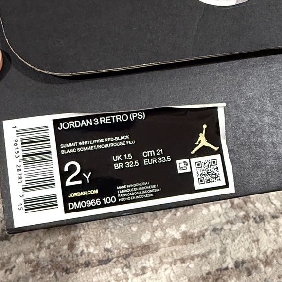 Jordan 3 Retro - Picture 10 of 10